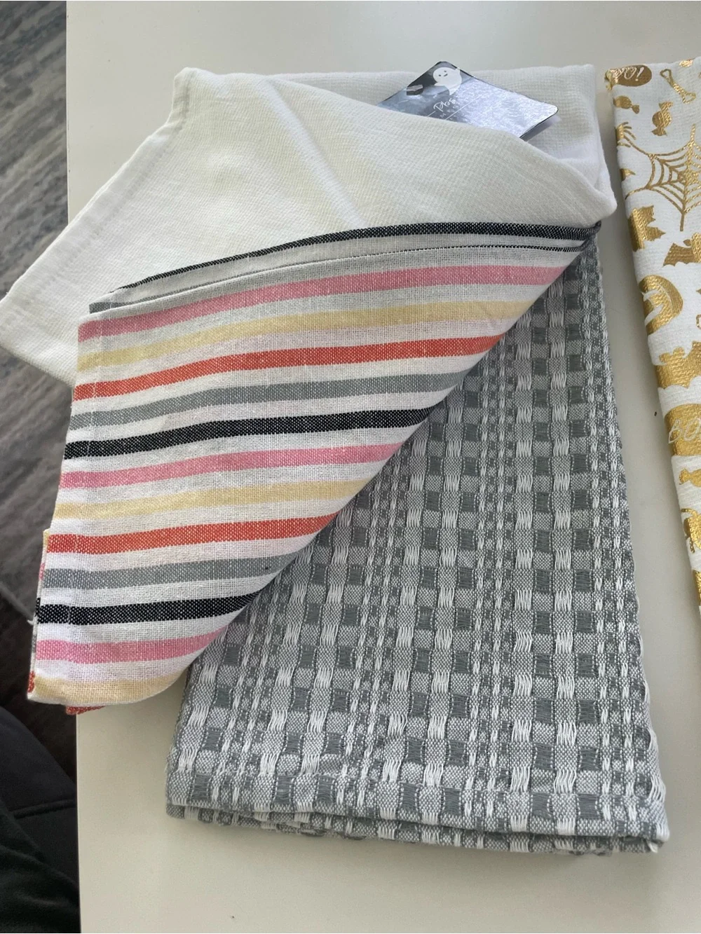 2-Pack Cotton Embroidered BOO Ghost Towels White/Gold